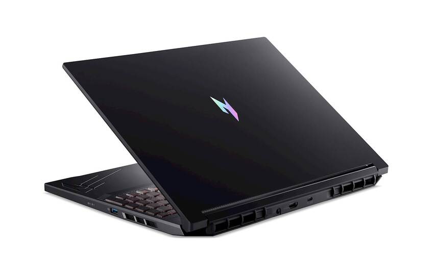 ACER Nitro V 16 ANV16-41-R5y8 Ryzen 7 8845HS/16GB/SSD 1TB/16''FHD IPS 165Hz/RTX 4060/W11/AI